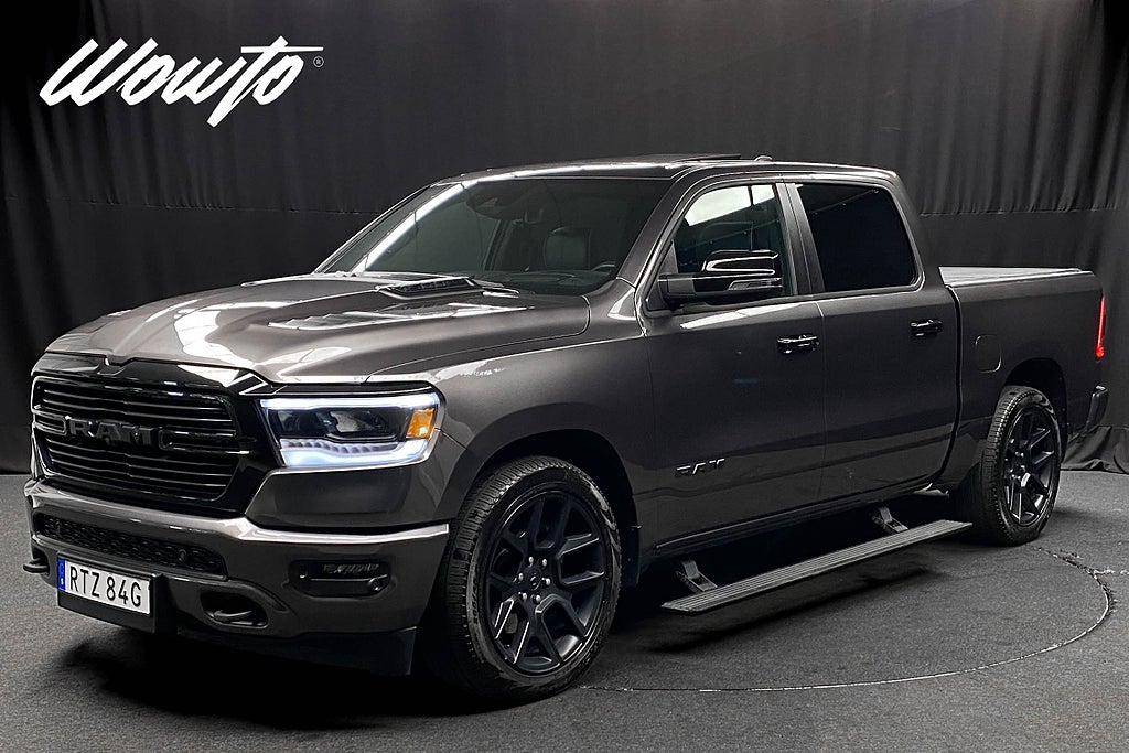 Dodge RAM 1500 5.7 395HK Laramie Night Edition /Luft /Moms