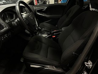 Volvo V40 D2 Geartronic Kinetic S&Vdäck/Sensorer/Kamrem bytt