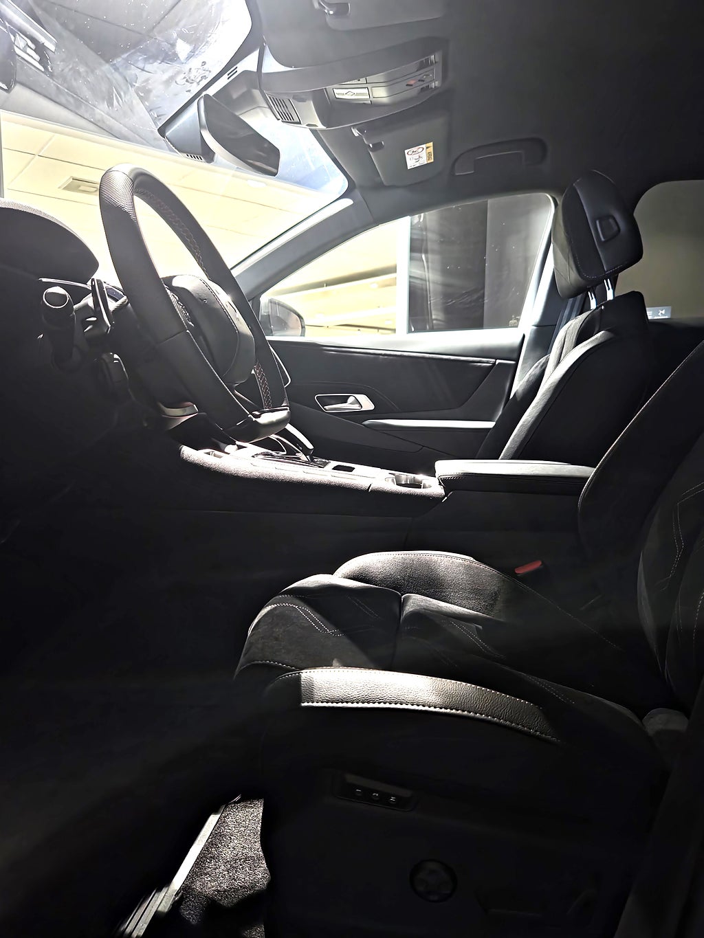 Bild på DS 7 Crossback E-Tense Performance Line+ 300hk Aut AWD - 360-KAMERA, CARPLAY, M