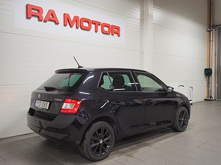 Halvkombi Skoda Fabia 4 av 18