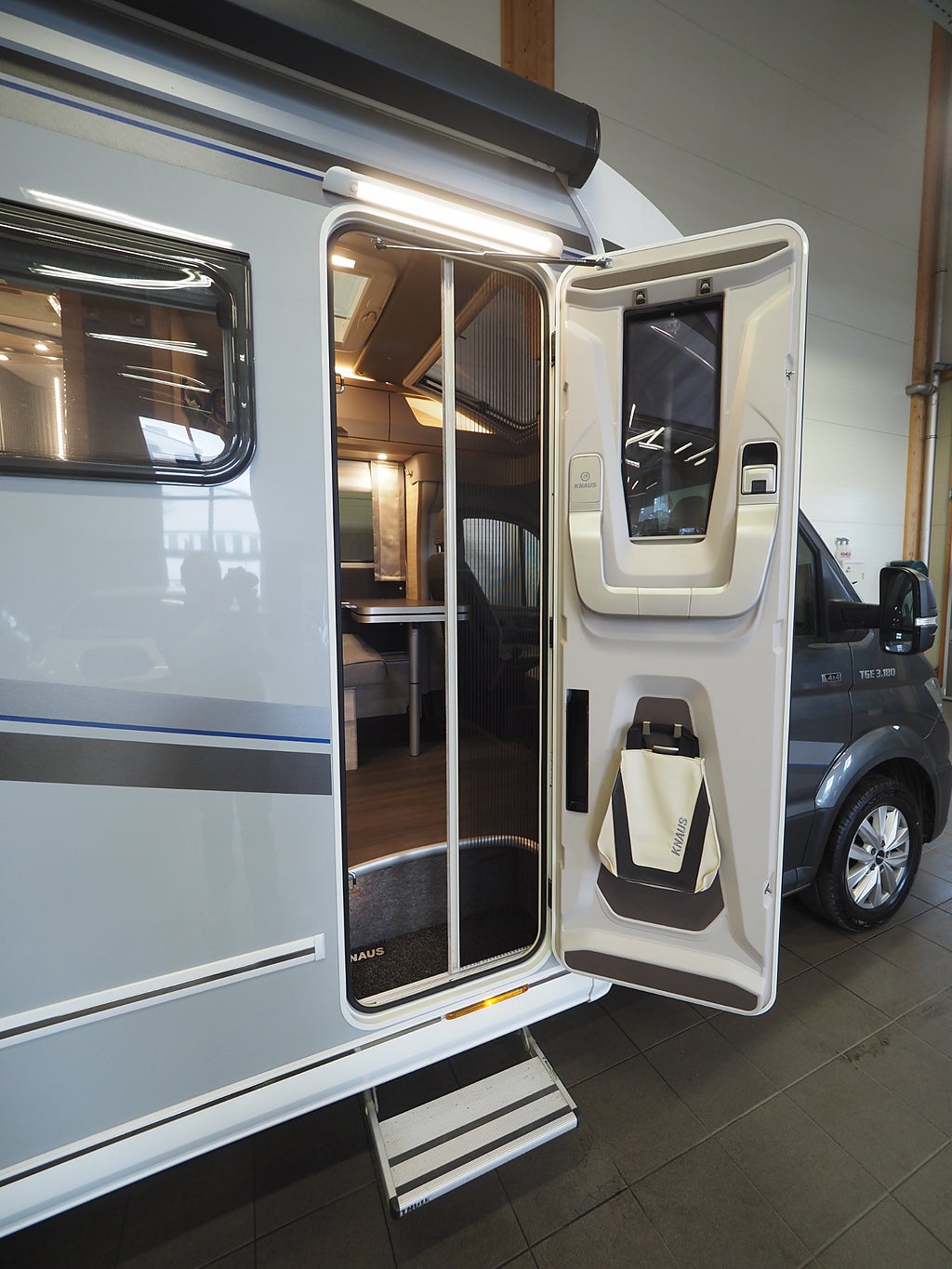Knaus Van Ti Plus 650 MEG Platinum 4X4 I Diffspärr I Lucky Dog I ALDE 2023