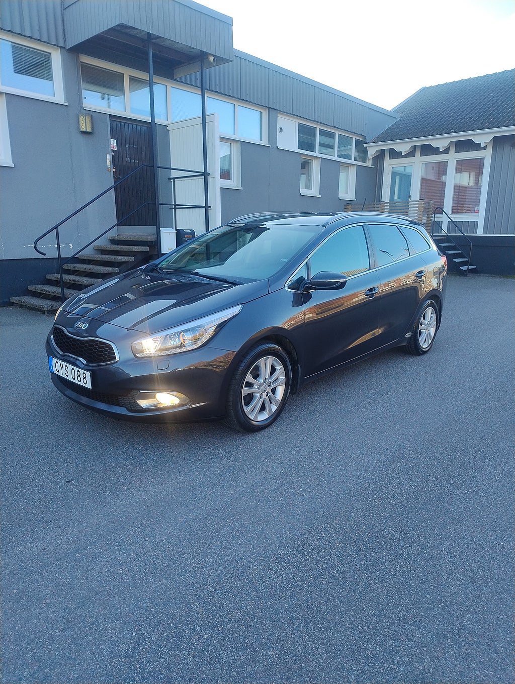 Kia Ceed cee'd_sw 1.6 CRDi EX Automat vxl.Navi.Drag.s+v däck