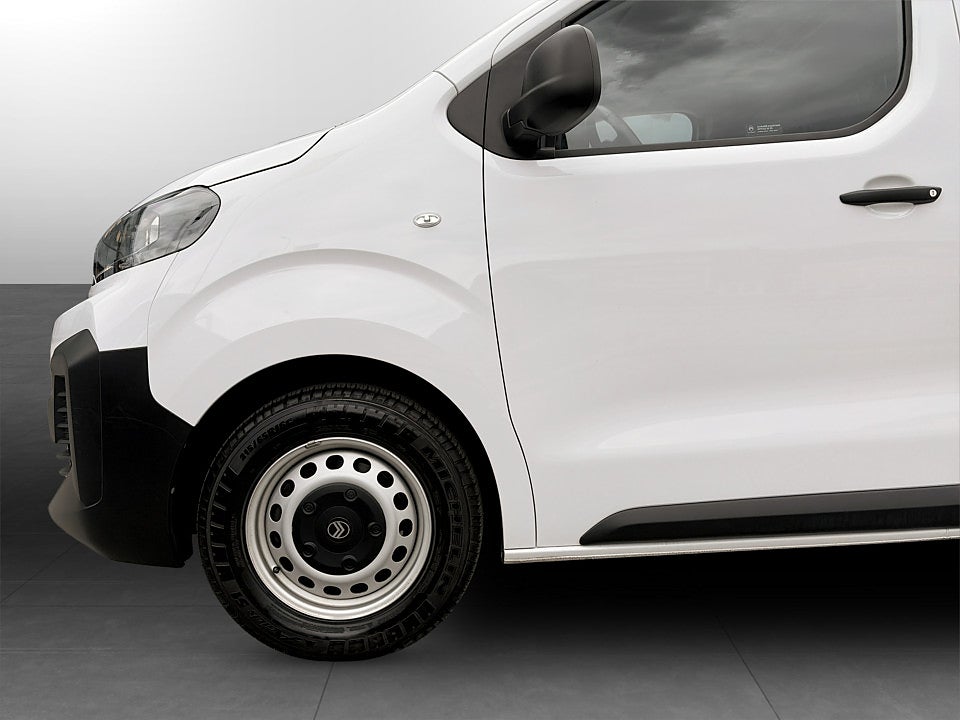 Bild på Citroën Jumpy 2.0 BHDi 145hk Aut L3 VÄRMARE DRAG B-KAMERA