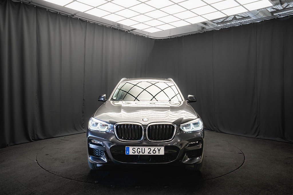 BMW X3 xDrive30e M Sport PANO DRAG LÄDER HUD KAMERA COCKPIT
