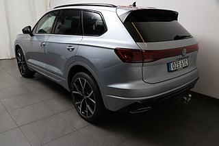 SUV Volkswagen Touareg 4 av 30