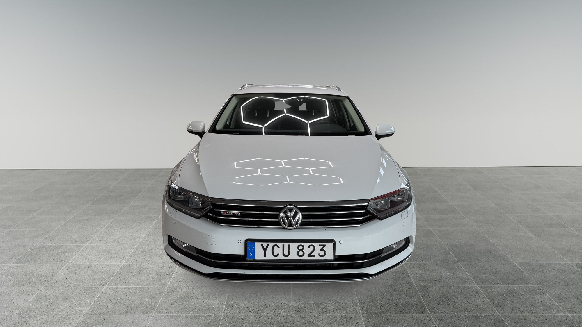 Volkswagen Passat 2016, bild 2/45