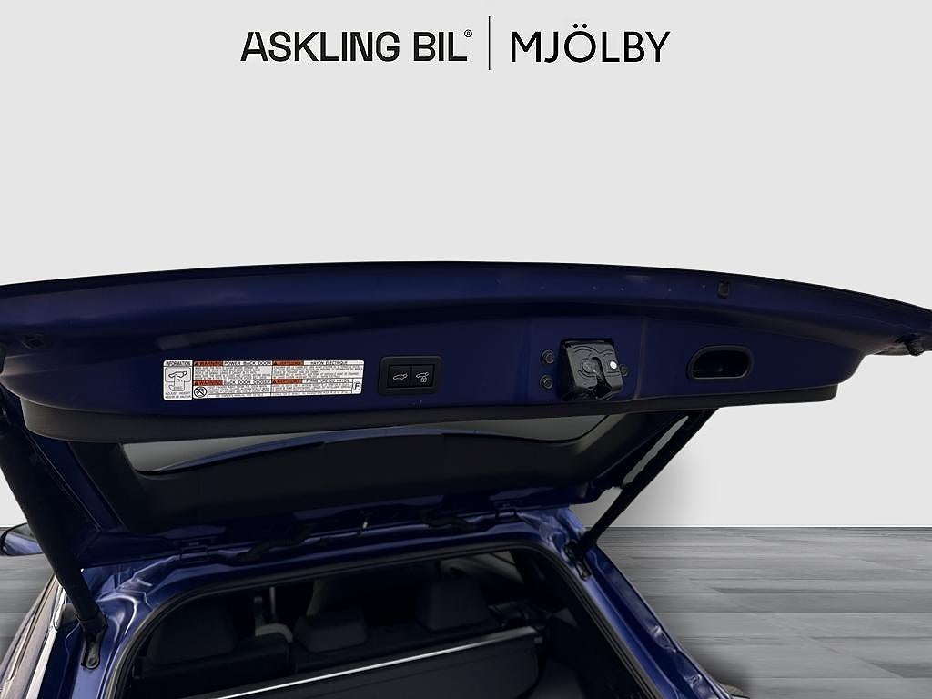 Toyota Corolla Cross 2022 - miniatyr 12