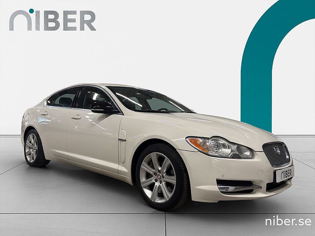 Jaguar XF 3.0 V6, 275hk, Premium Lux, 3 brukare, 12mån garanti