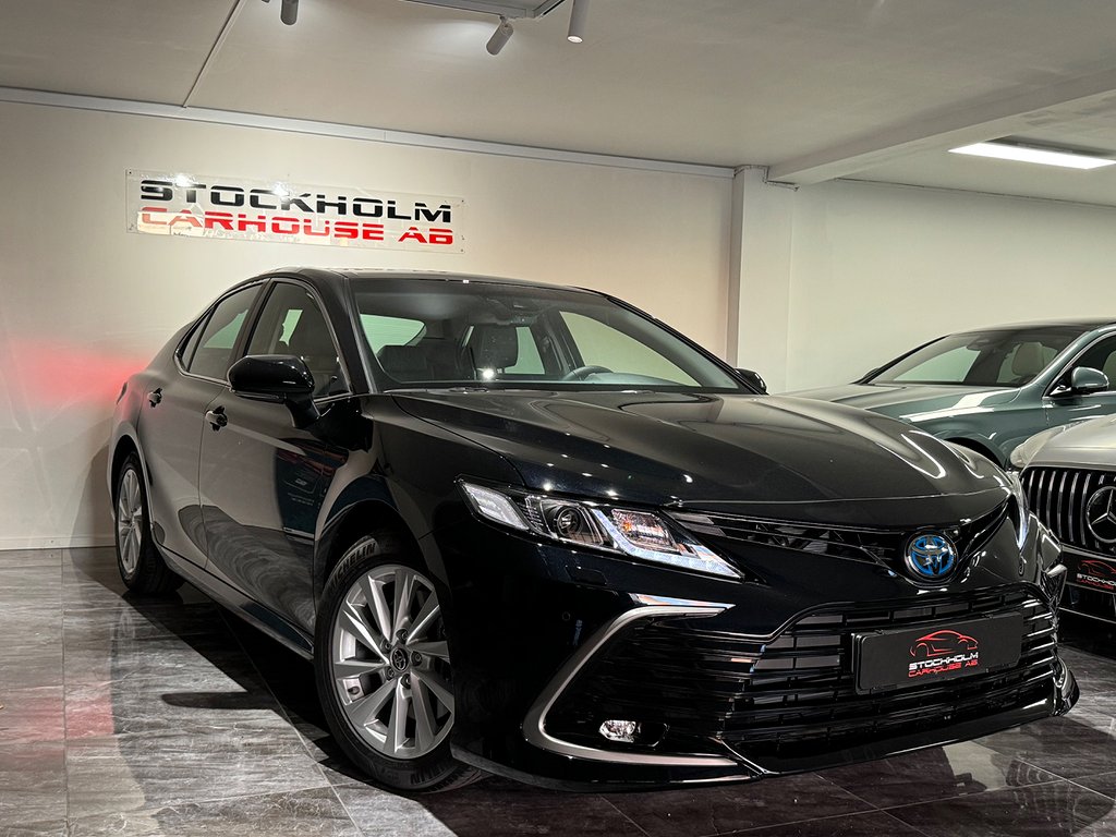 Toyota Camry Hybrid CVT AKTIV MOMS/LEASING