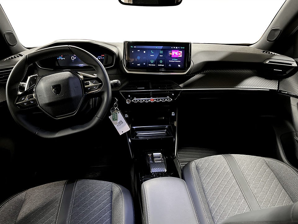 Bild på Peugeot 2008 Allure 1.2 PT 130hk Aut B-KAMERA CARPLAY