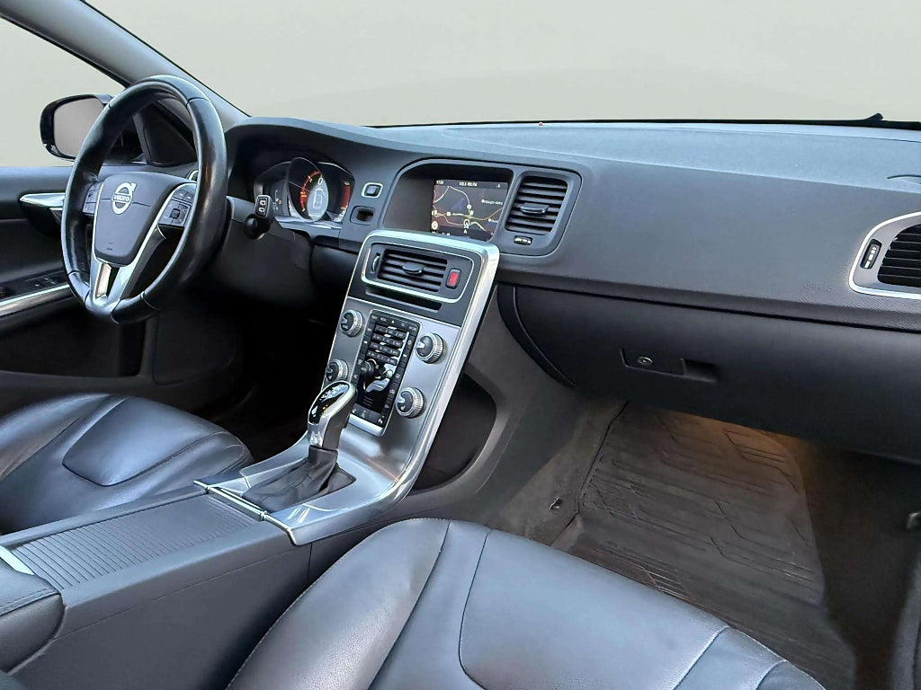Volvo V60 Cross Country D3 Geartronic Summum Business Edition 1 Ägare - miniatyr 14