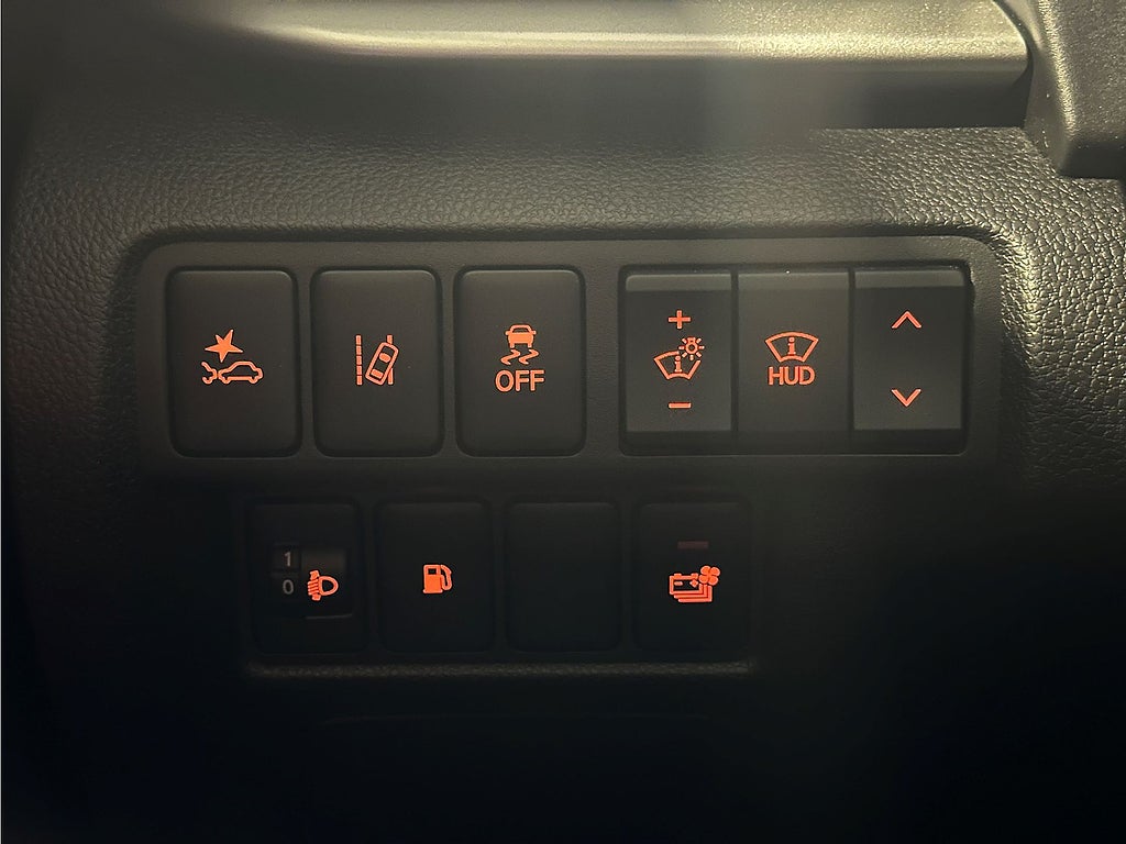 Bild på Mitsubishi Eclipse Cross Business Instyle PHEV 2.4 188hk Aut 4WD - PANORAMA