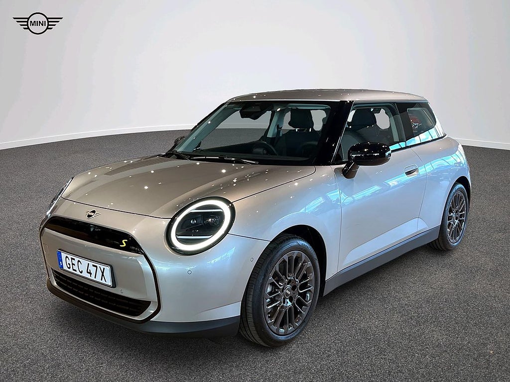 MINI Cooper S Essential Trim, Paket S