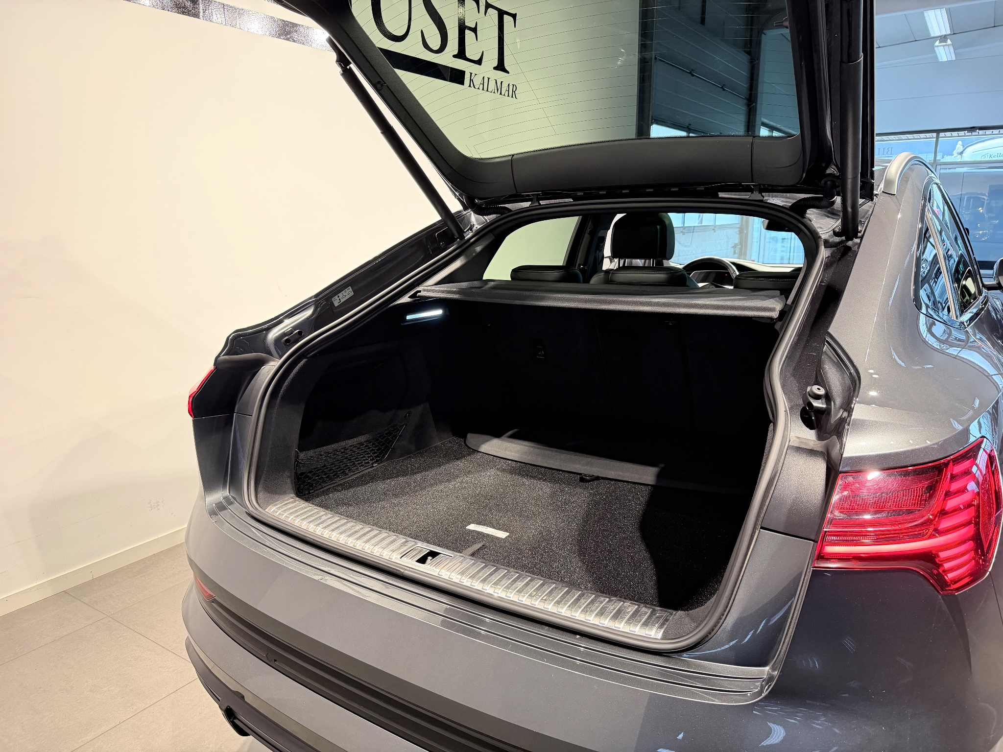 Audi e-tron Sportback 55 quattro S Line 2020, bild 6/50