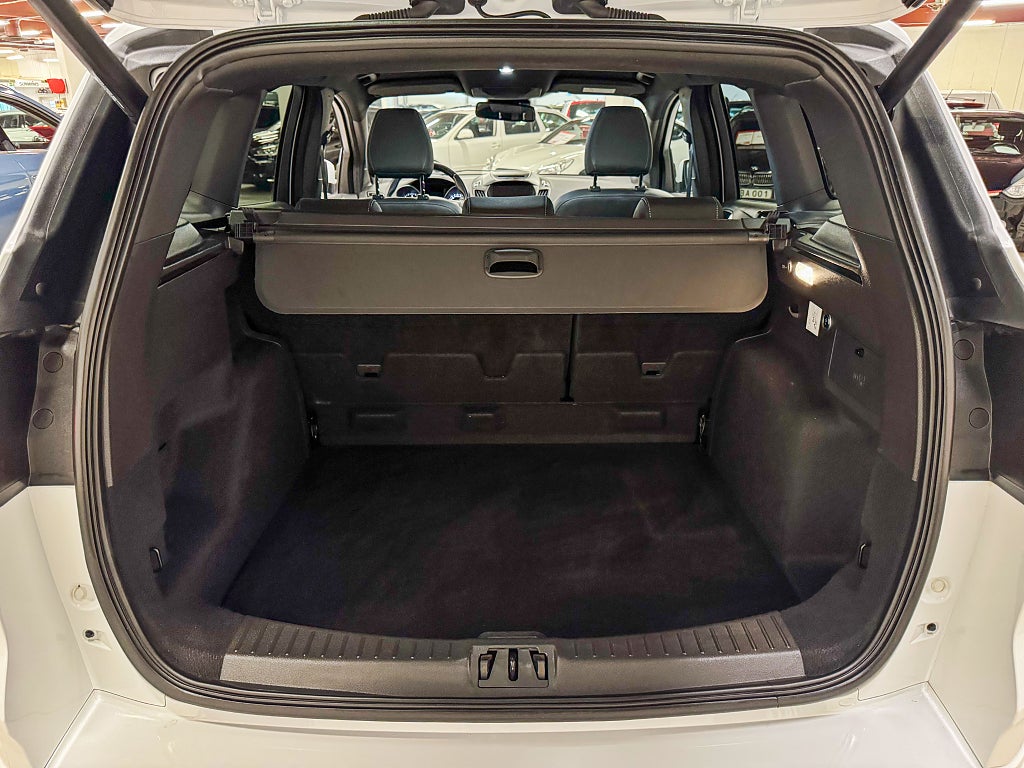 Ford Kuga 2,0 TDCi AWD ST-Line Automat 180Hk