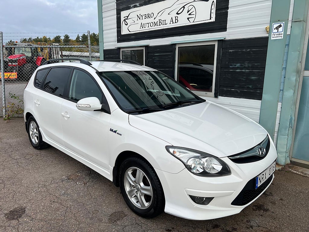 Hyundai i30 cw 1.6 CRDi Business Euro 5&Nybesiktad&Servad