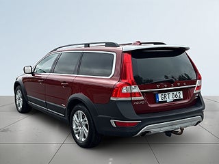 Volvo XC70 D4 AWD Summum SoV-Däck/Navi/Skinn/Värmare/Drag/Elstol – bild 5