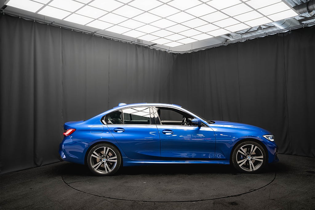 BMW 330e M Sport PANO LASER LÄDER DRAG 360 H/K HUD ELSTOL 1ÄGARE