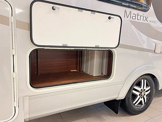 Husbil-halvintegrerad Adria MATRIX 670 SLT 50 Year Edition 12 av 33