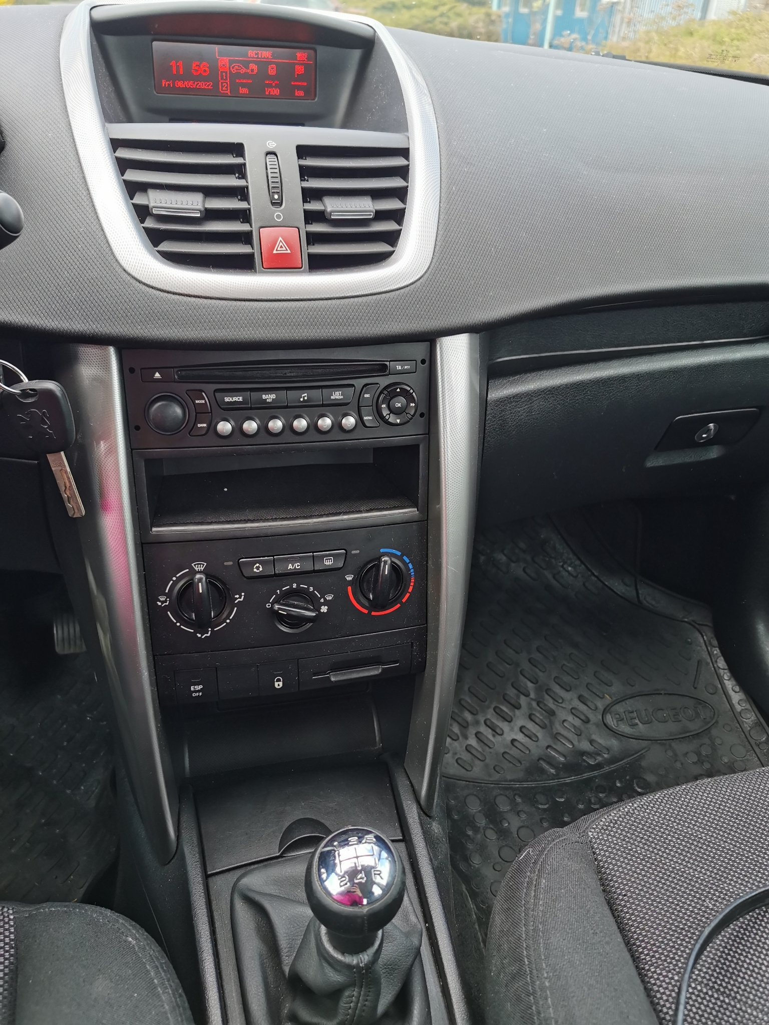 Peugeot 207 5-dörrar 1.6 HDi FAP Sport 2007, bild 4/33