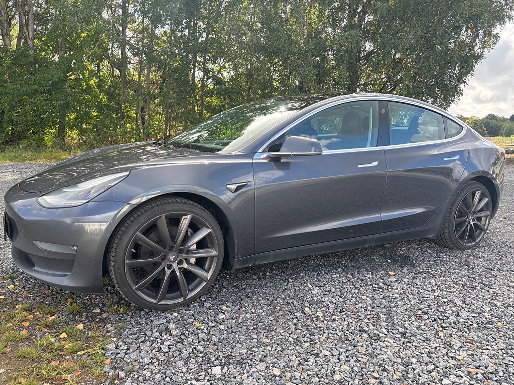 Tesla Model 3 Long Range AWD - EXPORTNETTO 17.590€