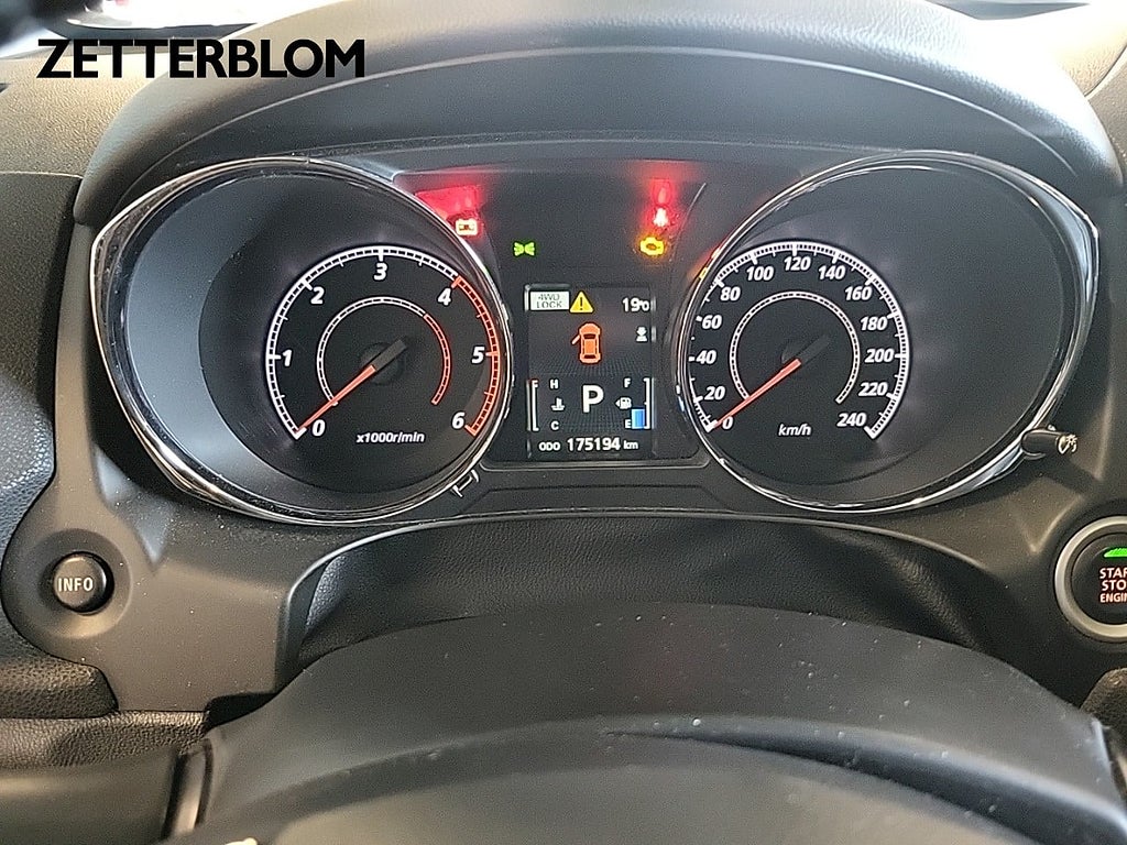 Kombi Mitsubishi ASX 11 av 13