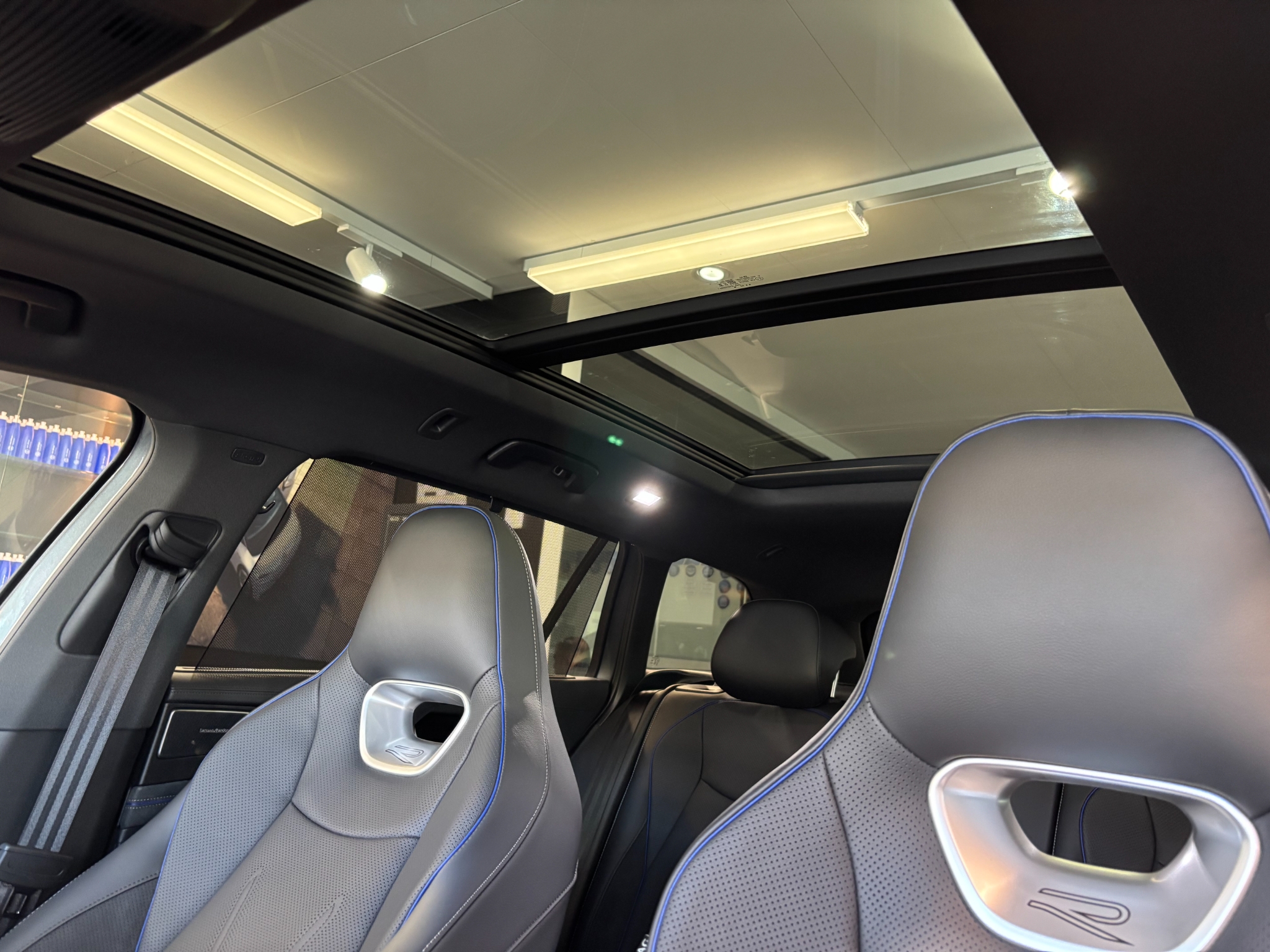 Volkswagen Passat 2026, bild 7/10