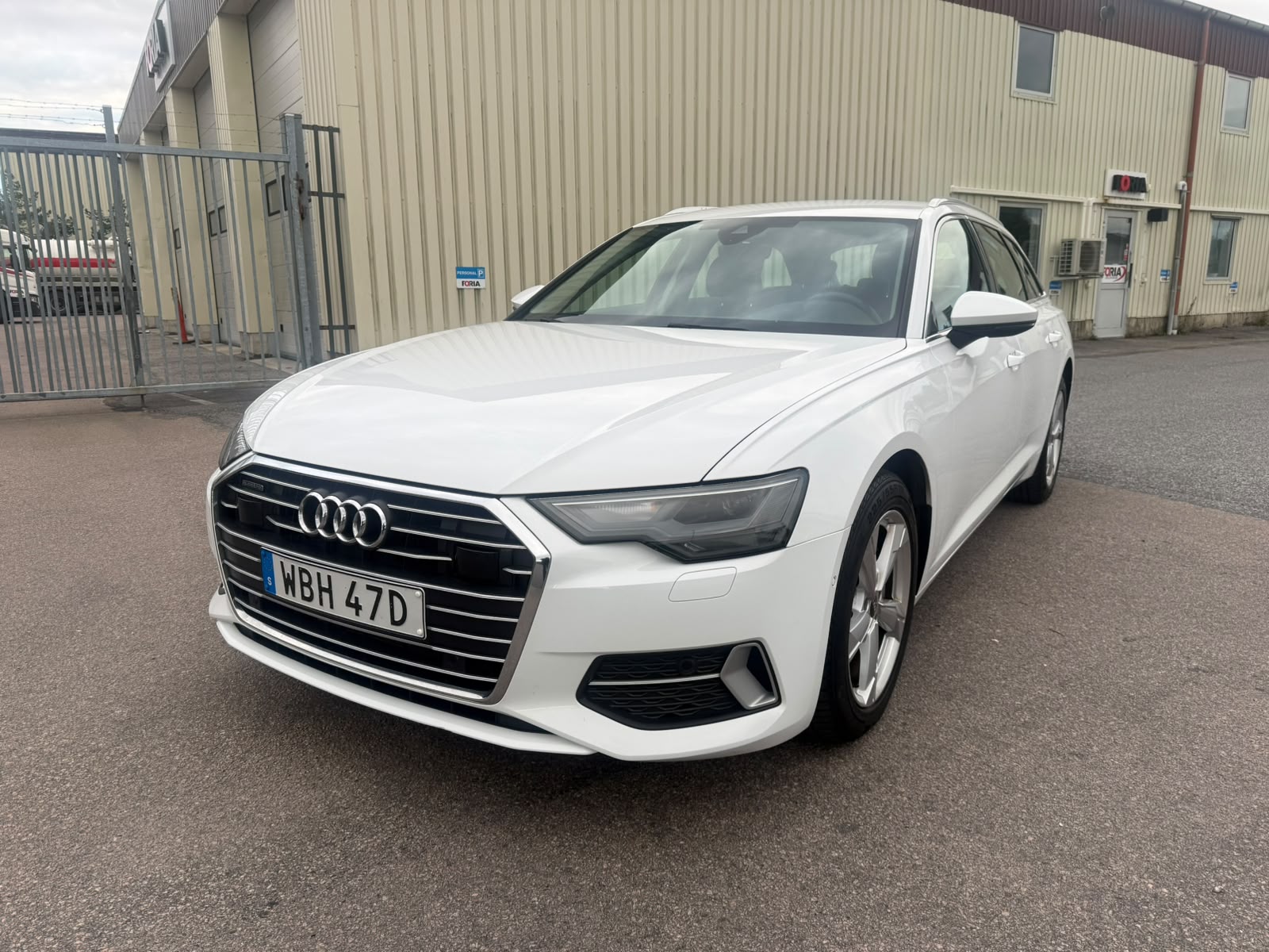 Audi A6 2023, bild 3/10
