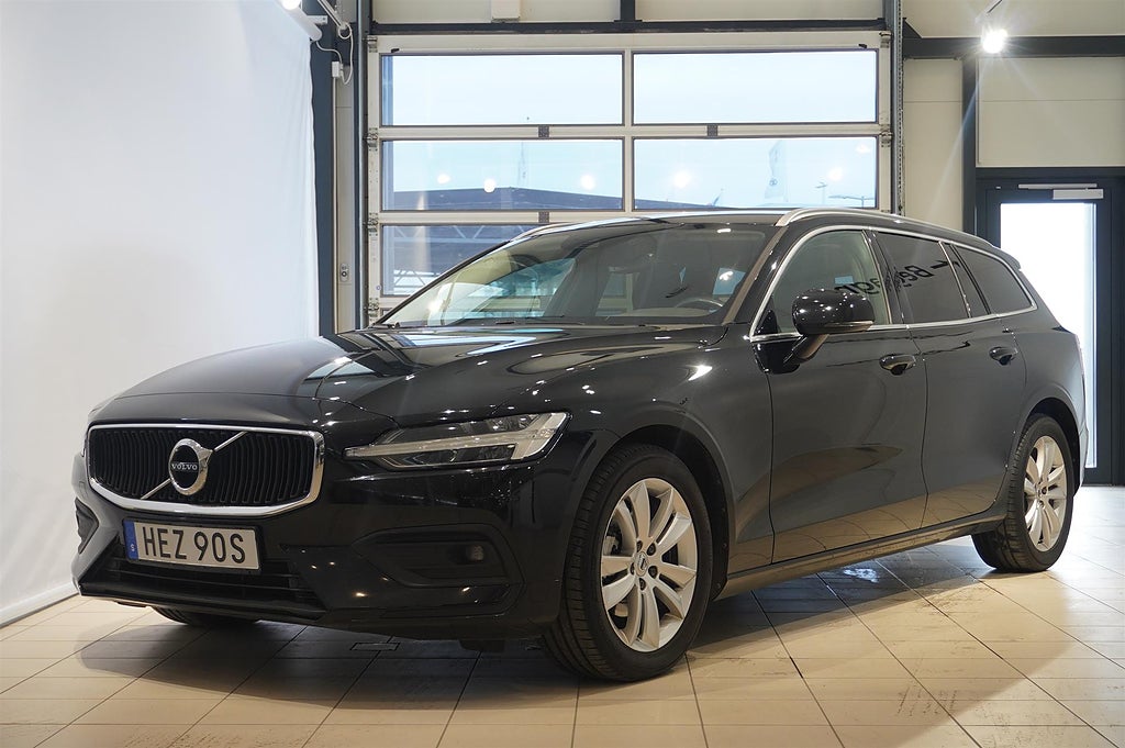 Volvo V60 B4 Momentum Blis Drag Backkamera | Ränta 3,95%
