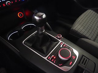 Halvkombi Audi A3 21 av 22