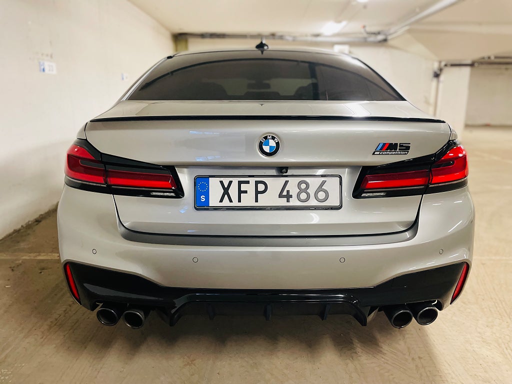BMW M5 2019 - miniatyr 8