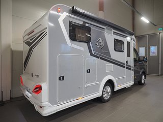 Husbil-halvintegrerad Knaus Van Ti Plus 650 MEG | 4 av 16