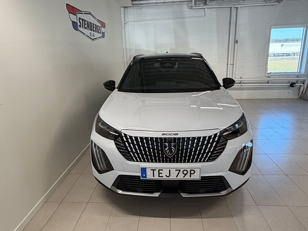 Peugeot 2008 Hybrid 145 1.2 PureTech 145 e-DSC Demobil thumbnail