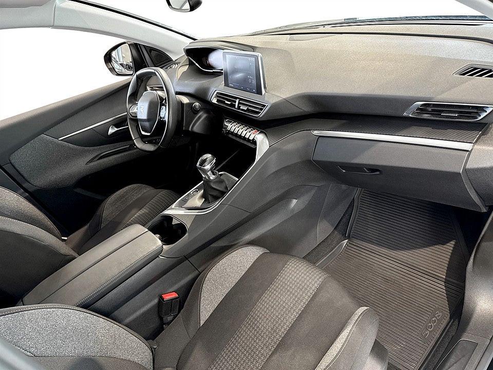 Bild på Peugeot 5008 Active Pack 1.2 PT 130hk 7-SITS B-KAMERA CARPLAY
