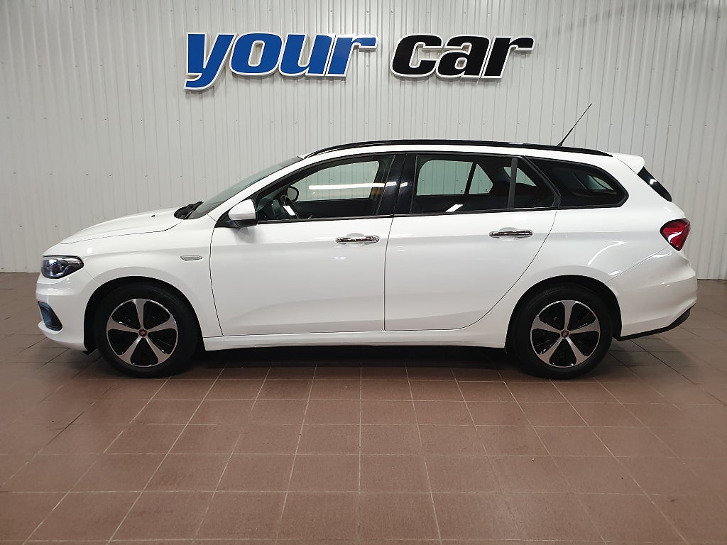 Fiat Tipo Kombi 120Hk Lounge 6VXL PDC Skatt 1103/år