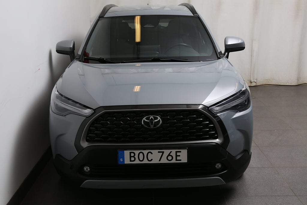 Toyota Corolla Cross Hybrid AWD-i e-CVT 197hk Executive Navi JBL Motorv 2024
