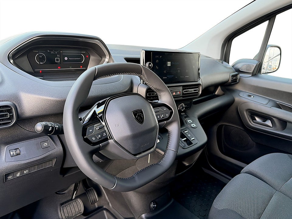 Bild på Peugeot Partner 130hk Aut L2 - EDITION! SERVICE & V-HJUL INGÅR!