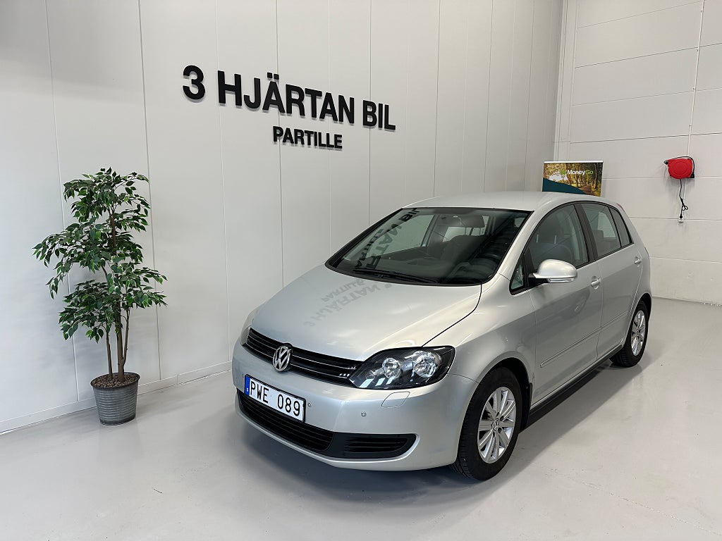 Volkswagen Golf Plus 1.6 I Backkamera I Drag I Ny bes I 1,95% Ränta I 