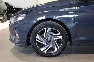 Halvkombi Hyundai i20 7 av 24