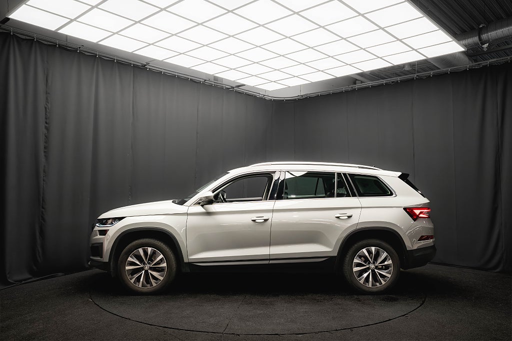 Skoda Kodiaq TDI 4x4 STYLE 7-sits D-VÄRMARE DRAG KAMERA 1-ÄGARE MOMS