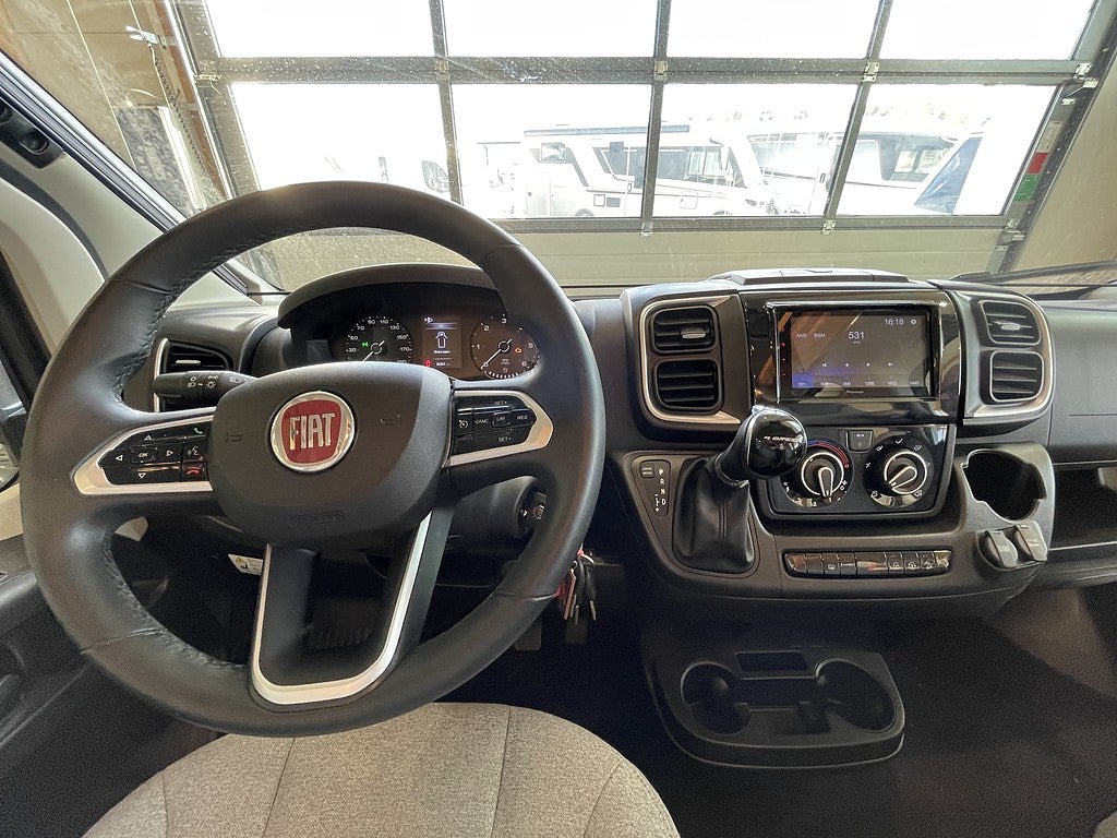 Carthago Malibu Van Charming GT Skyview 600 DB /Under 6m/4000kg totalvikt - Carthago
