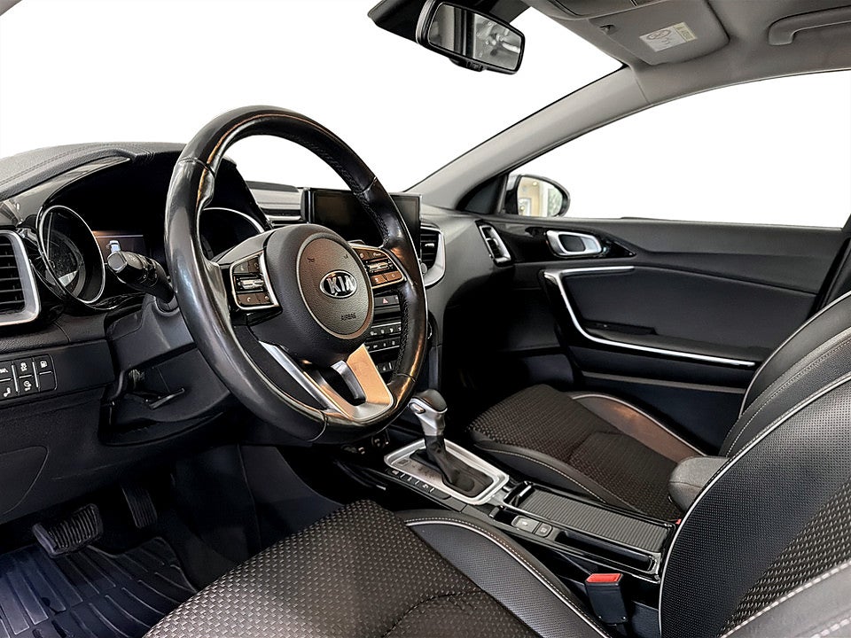 Bild på Kia Ceed SW PHEV 141hk Aut B-KAMERA RATTVÄRME CARPLAY