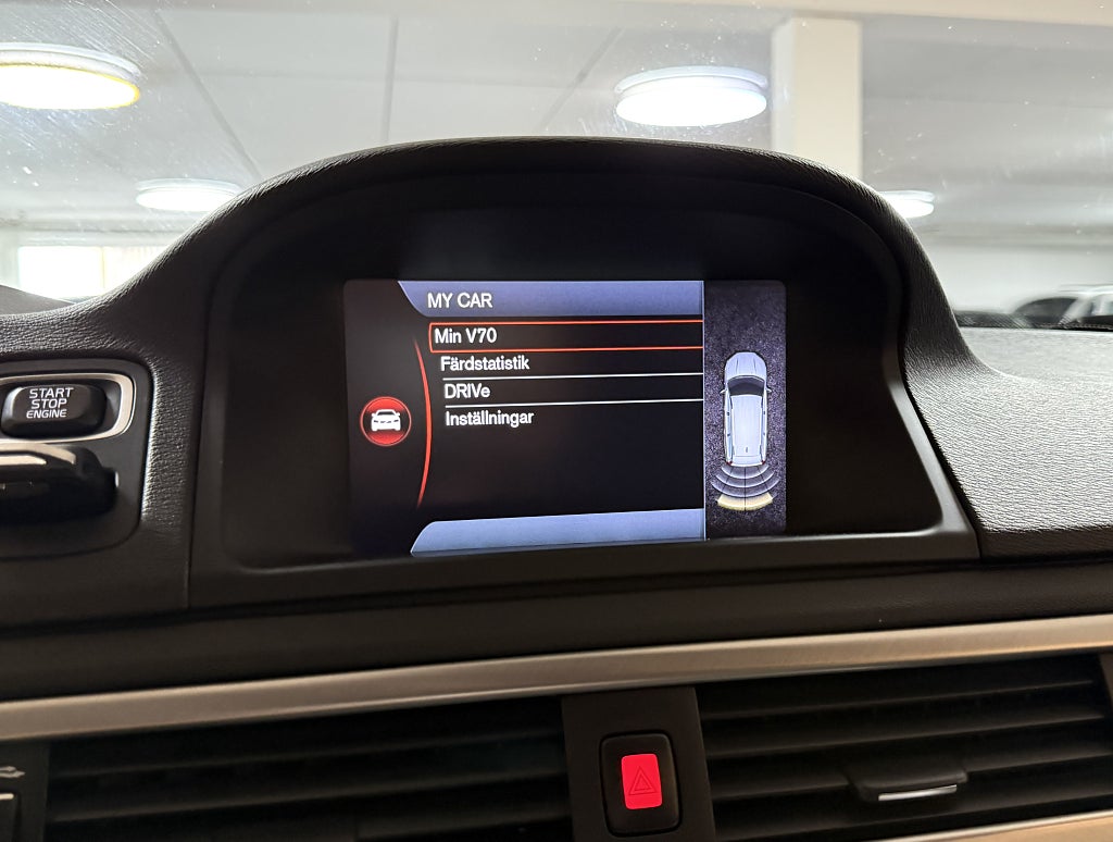 Volvo V70 D2 Geartronic MOMENTUM DRAGKROK FULLSERVAD RATTVÄRME