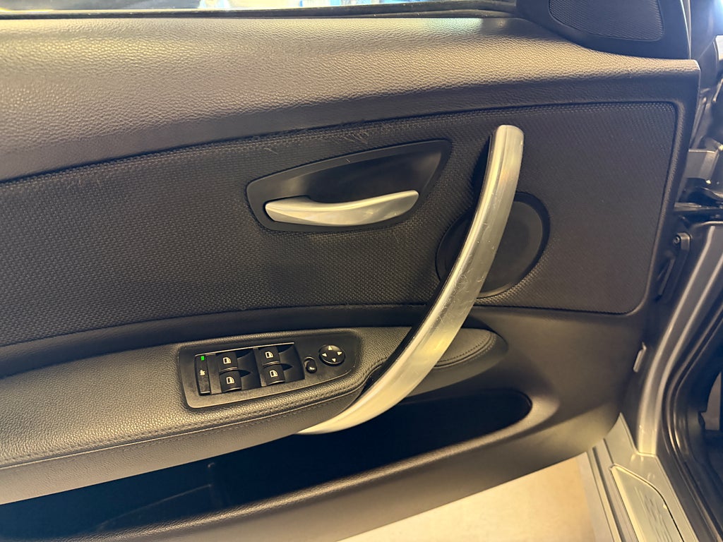 BMW 120d 2009 - miniatyr 9