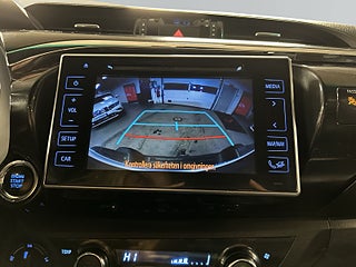 Toyota Hilux Dubbelhytt 2.4 AWD MOMS/Kamera/Drag/D&M-värmare/LEDramp