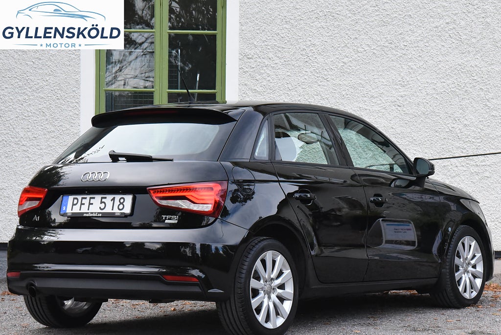 Audi A1 Sportback 1.0 TFSI | 1 ägare | Parkeringssensorer BT