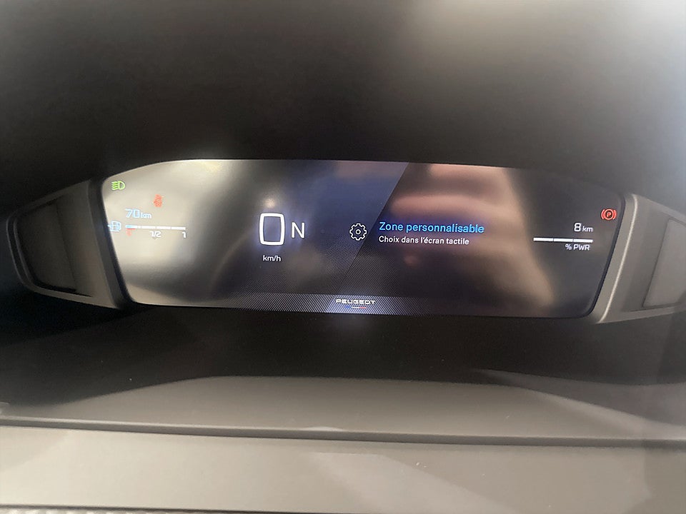 Bild på Peugeot 2008 Allure Hybrid 145hk Aut - PRIVATLEASING INK VINTERHJUL