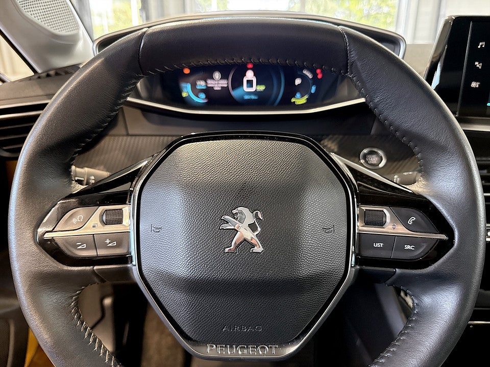 Bild på Peugeot E-208 Allure 50 kWh 136hk Aut B-KAMERA CARPLAY