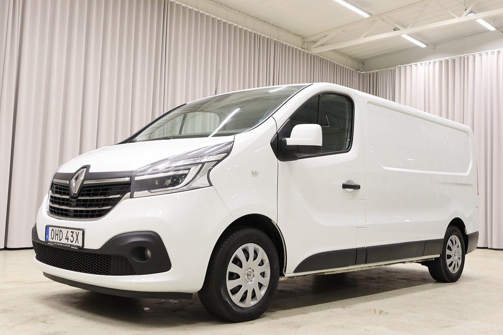 Renault trafic 145HK L2 Automat Inredning Drag Värmare Moms