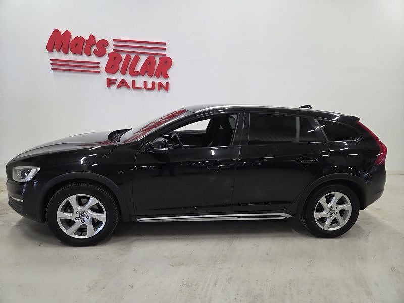 Volvo V60 Cross Country D4 Automat 4x4 Buisness Momentum
